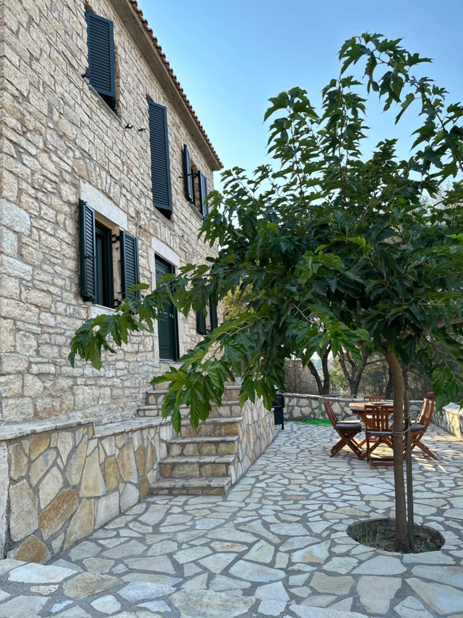 Villa Chrysavgi Stone House Katomerion Esterno foto