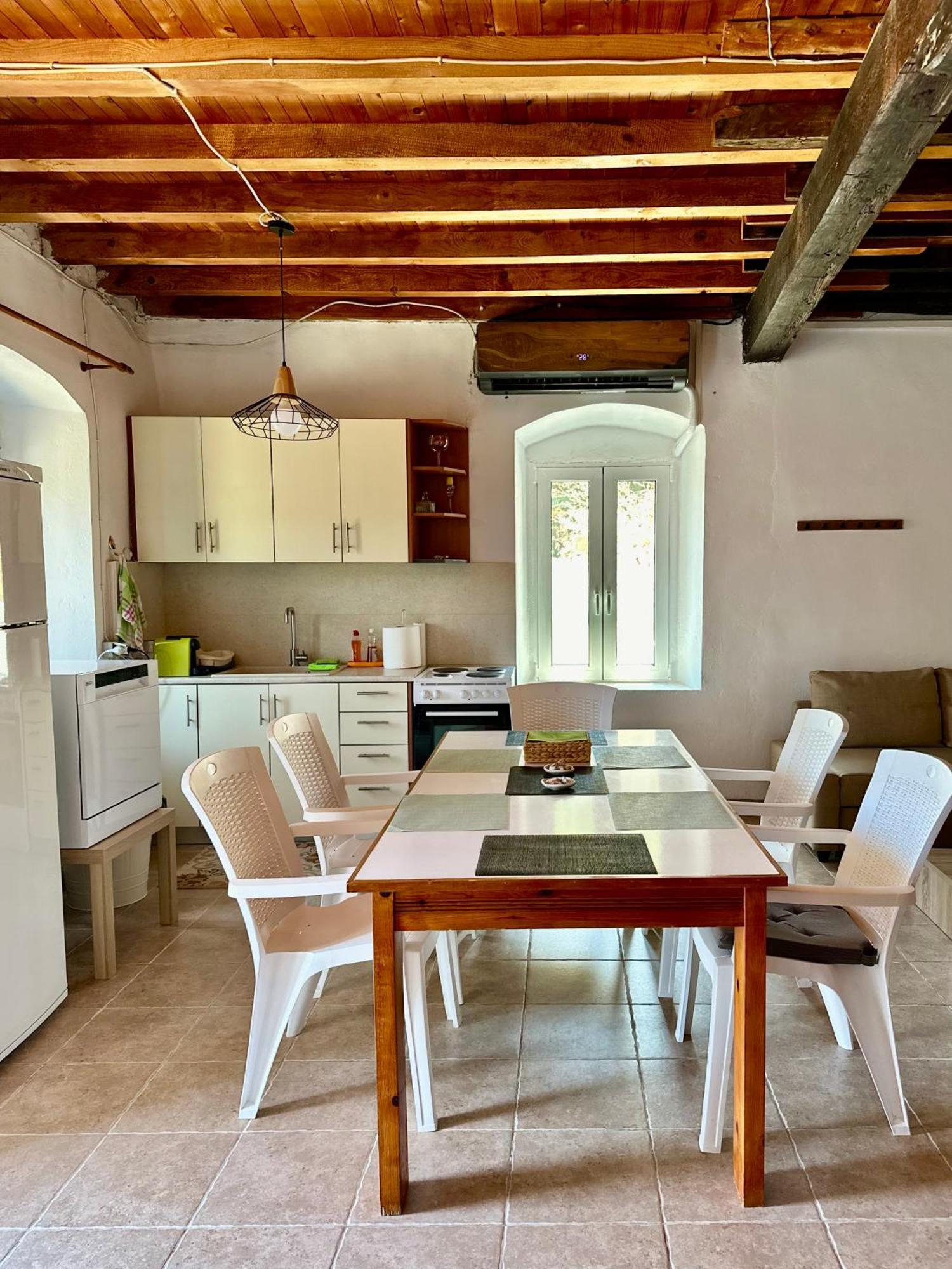 Villa Chrysavgi Stone House Katomerion Esterno foto